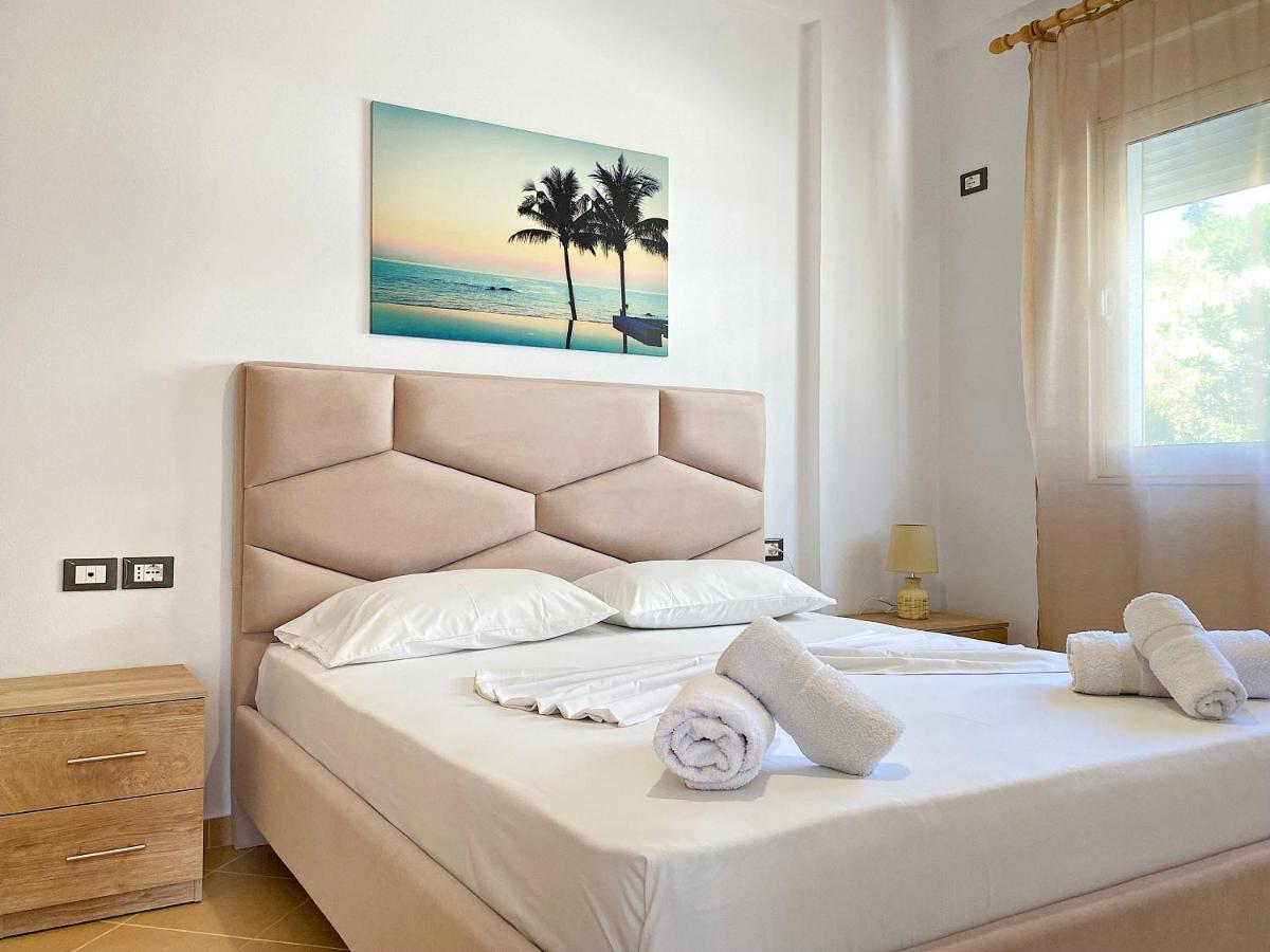 Sunny Apts Sarandë エクステリア 写真