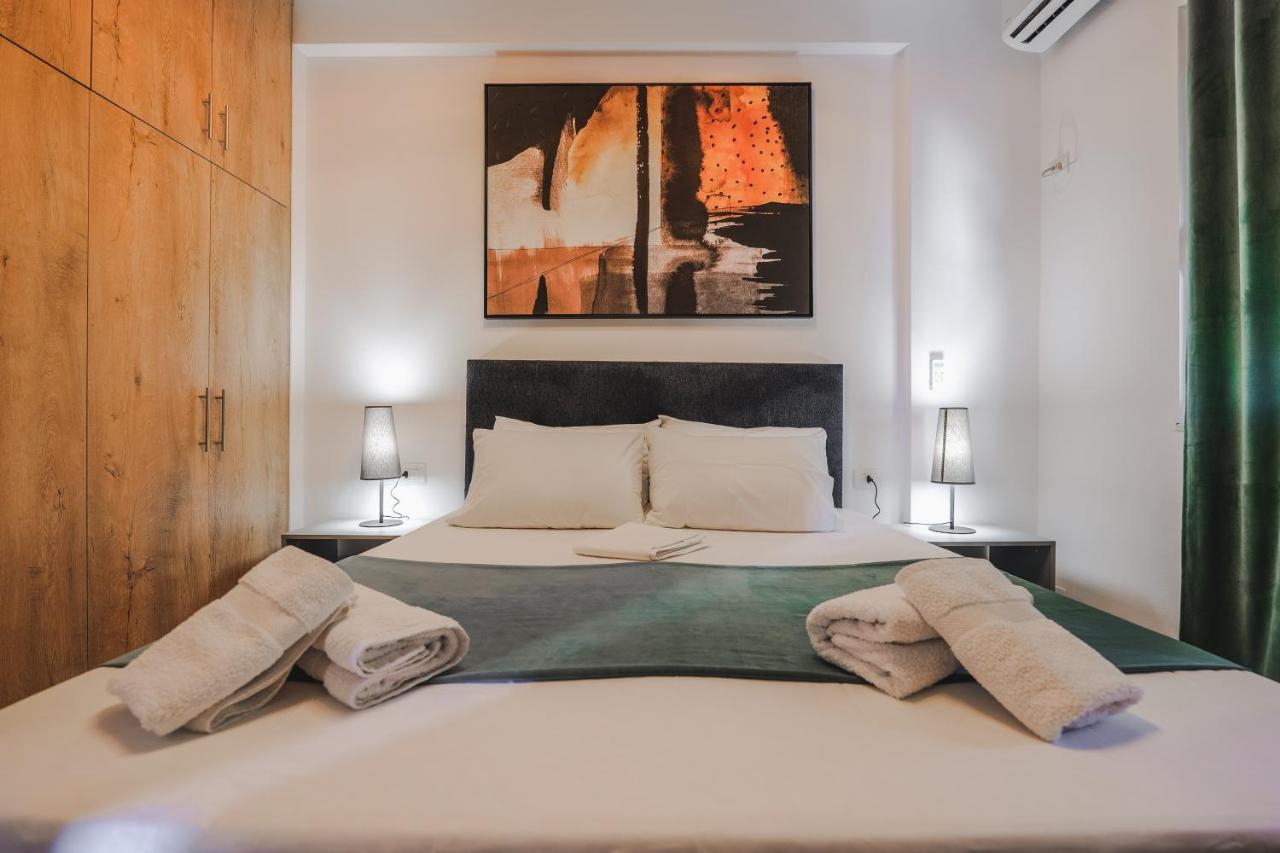 Sunny Apts Sarandë エクステリア 写真