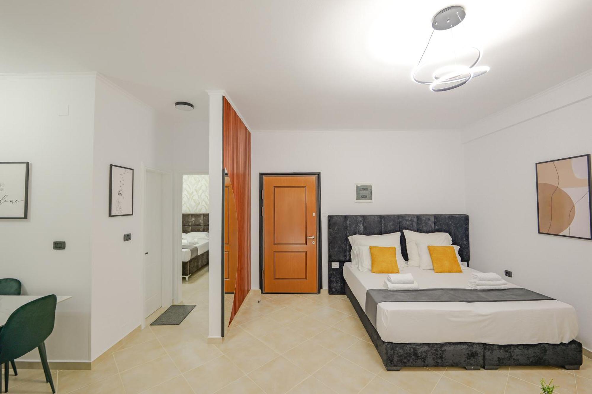 Sunny Apts Sarandë エクステリア 写真