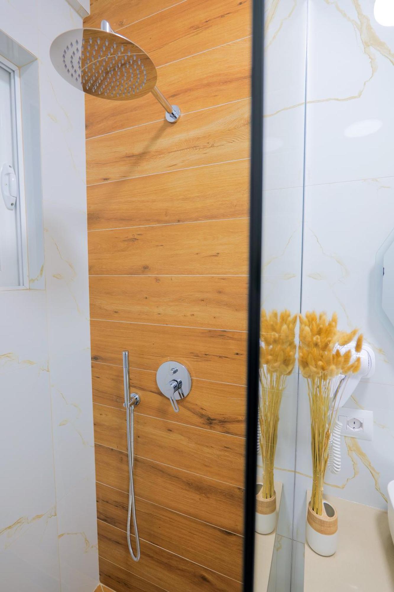 Sunny Apts Sarandë エクステリア 写真